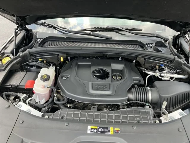 Used 2023 Black Jeep Overland 4x4 image 30