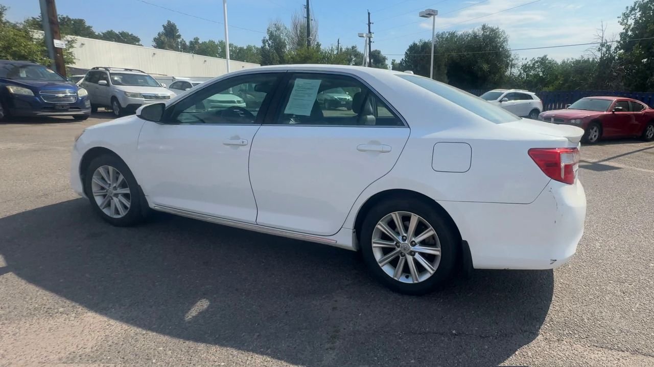 2012 Toyota Camry XLE photo 4