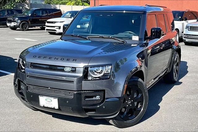 2023 Land Rover Defender 110 X-Dynamic SE