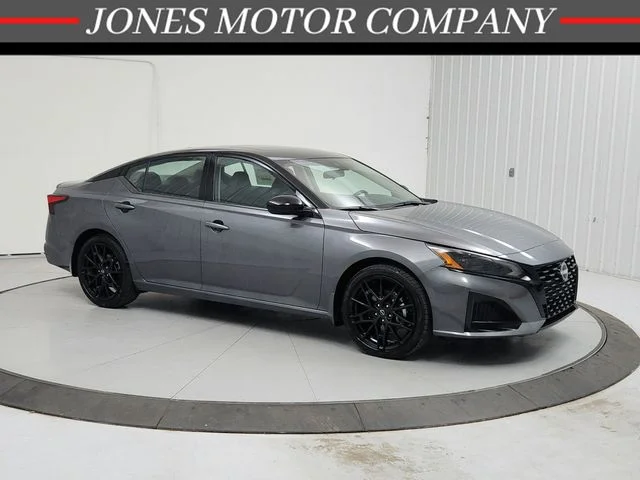 2026 Nissan Altima 2.5 SR's photo