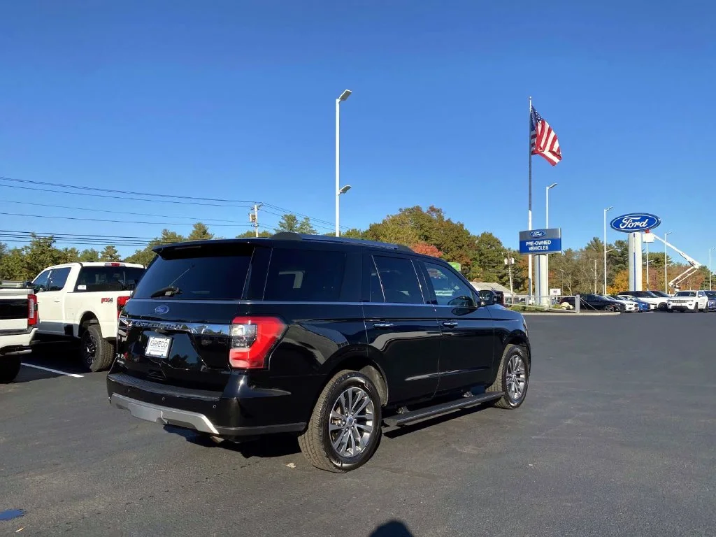 Used 2018 Shadow Black Ford Limited image 3