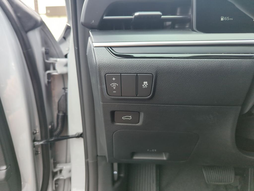 New 2026 Wolf Gray Kia GT image 20