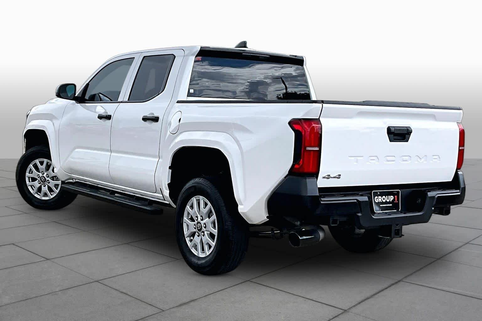 Used 2025 Ice Cap Toyota SR image 11