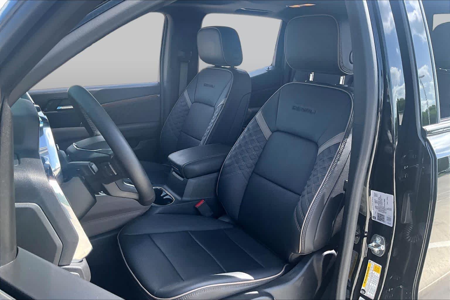 Pre-Owned 2023 GMC Canyon 4WD Denali