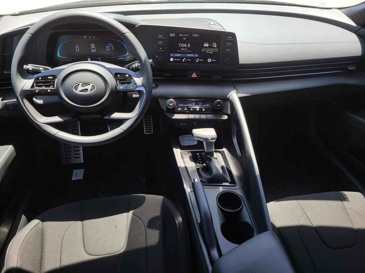 New 2026 Abyss Black Hyundai SEL Sport image 11