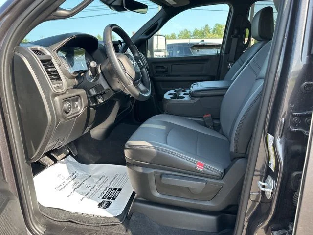 2025 RAM 2500 Tradesman - Photo 17