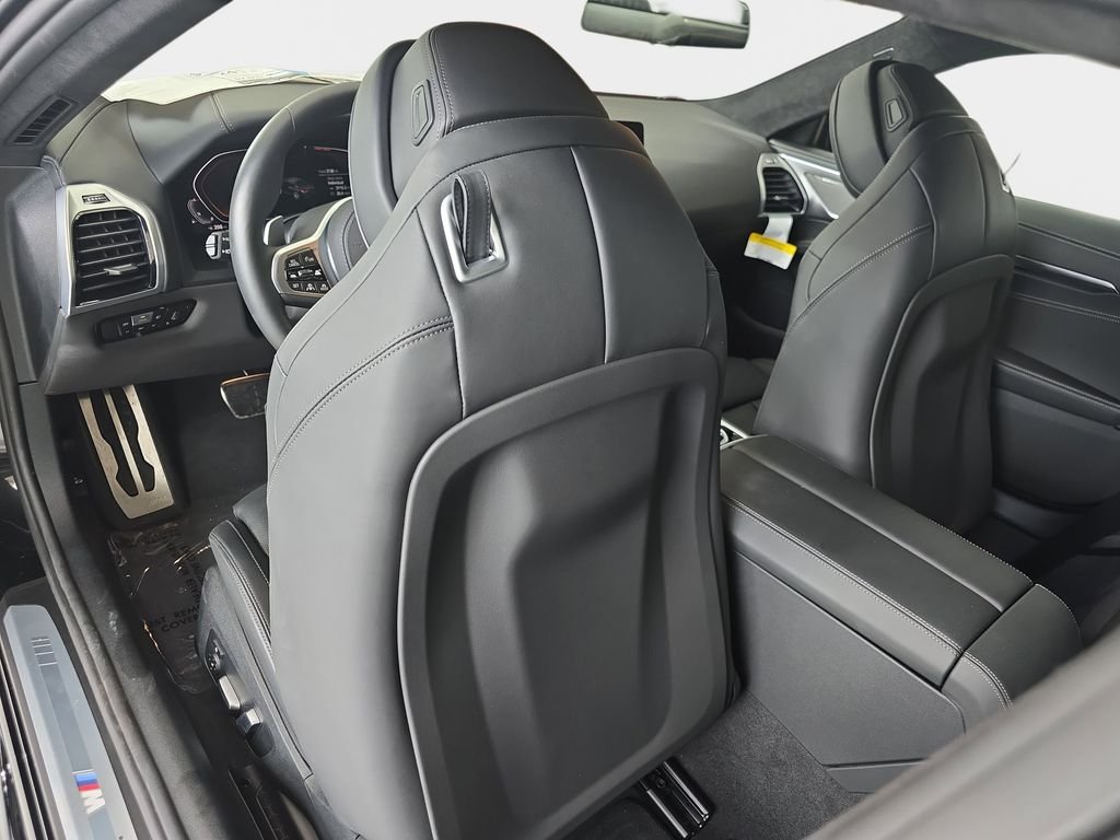 2026 BMW 8 Series 840i - Photo 11