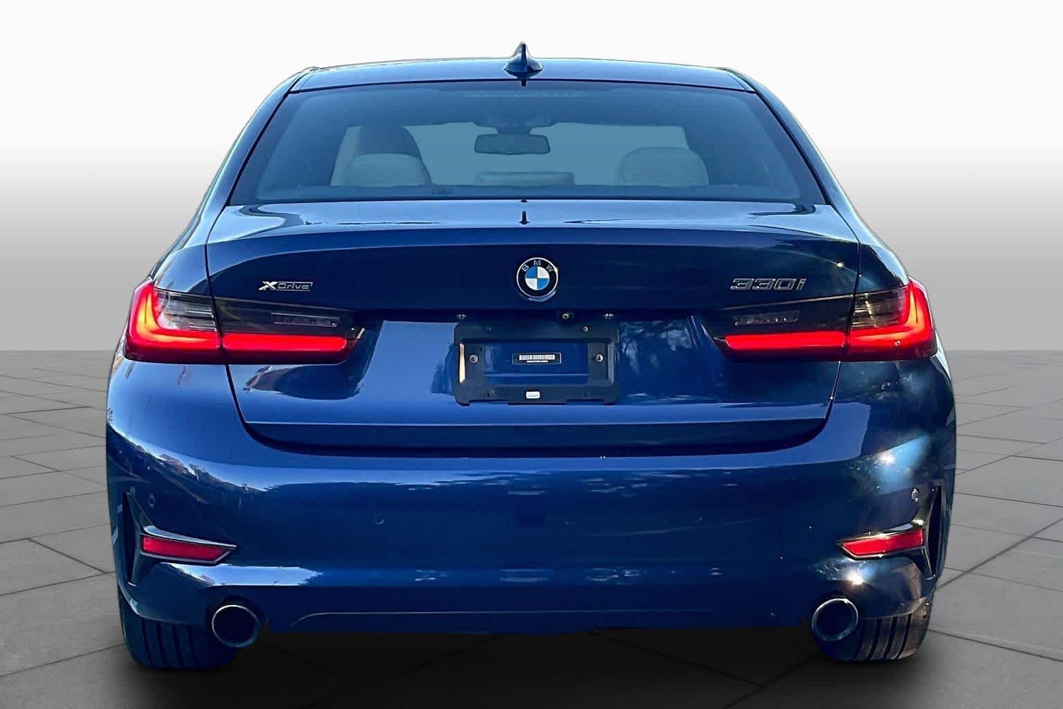 Used 2019 Mediterranean Blue Metallic BMW 330i xDrive image 4