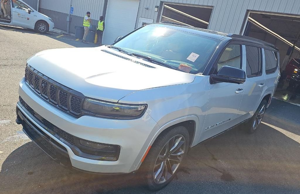 Used 2025 Silver Jeep Series III image 1