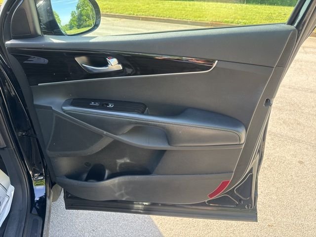 Used 2020 Black Kia LX image 11