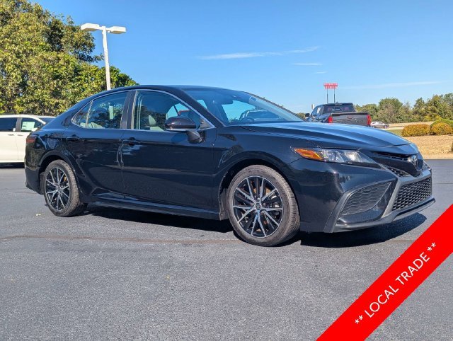 Used 2022 Black Toyota SE image 2
