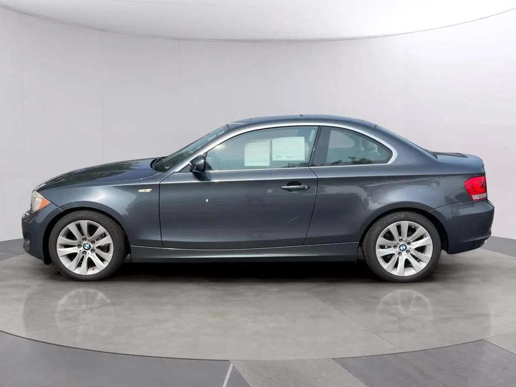 Used 2013 BMW 1 Series 128i with VIN WBAUP9C51DVS94331 for sale in Racine, WI