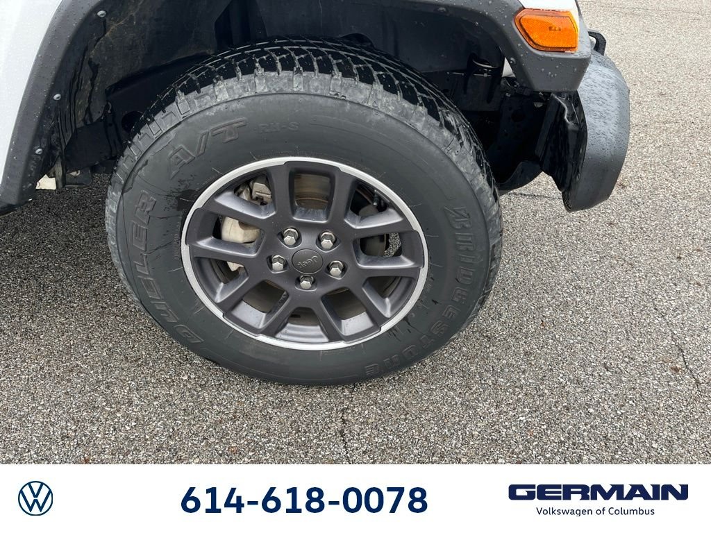 Used 2021 White Jeep Unlimited Sport image 14
