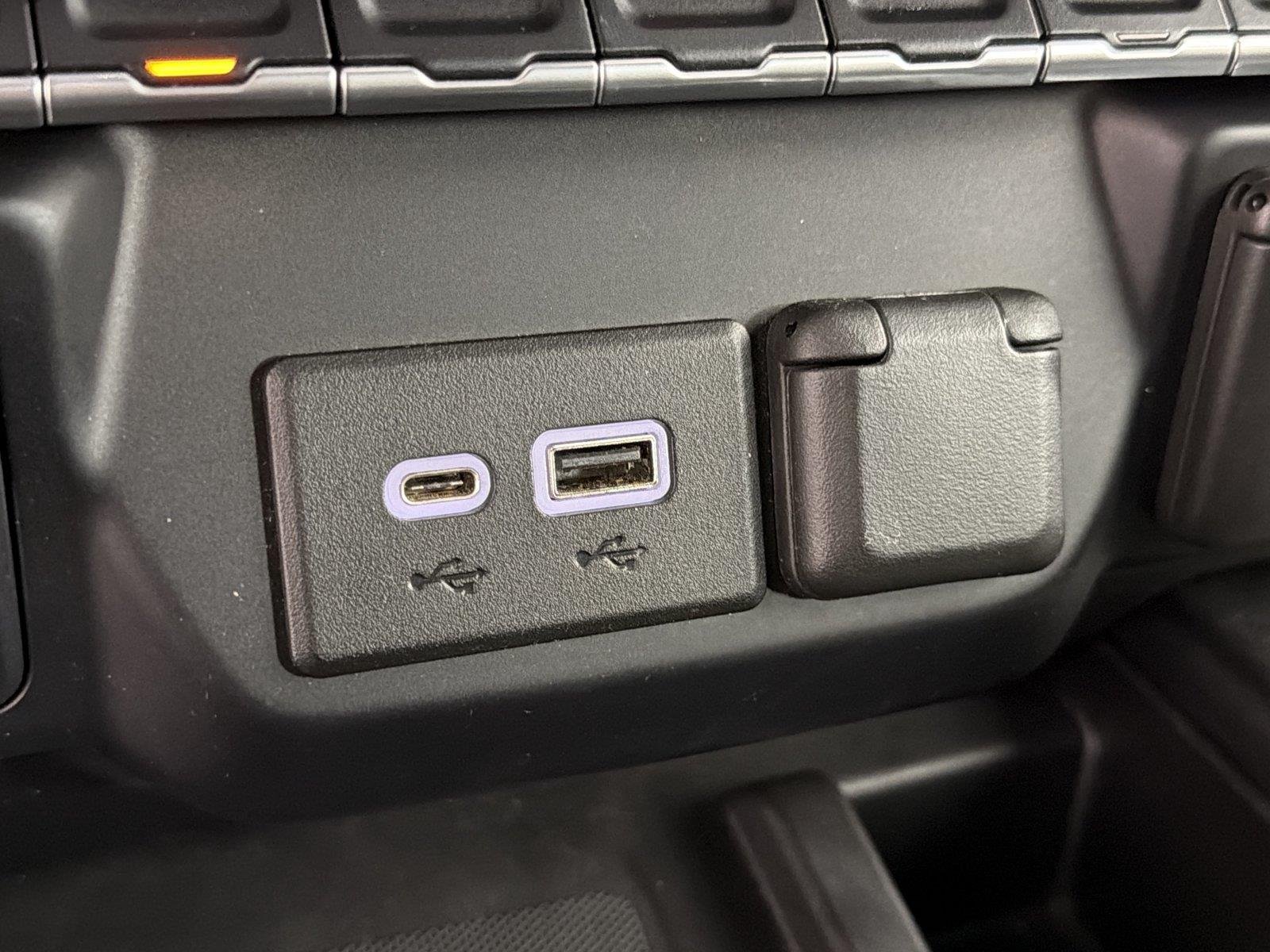 Used 2020 SUMMIT WHITE GMC Denali image 31