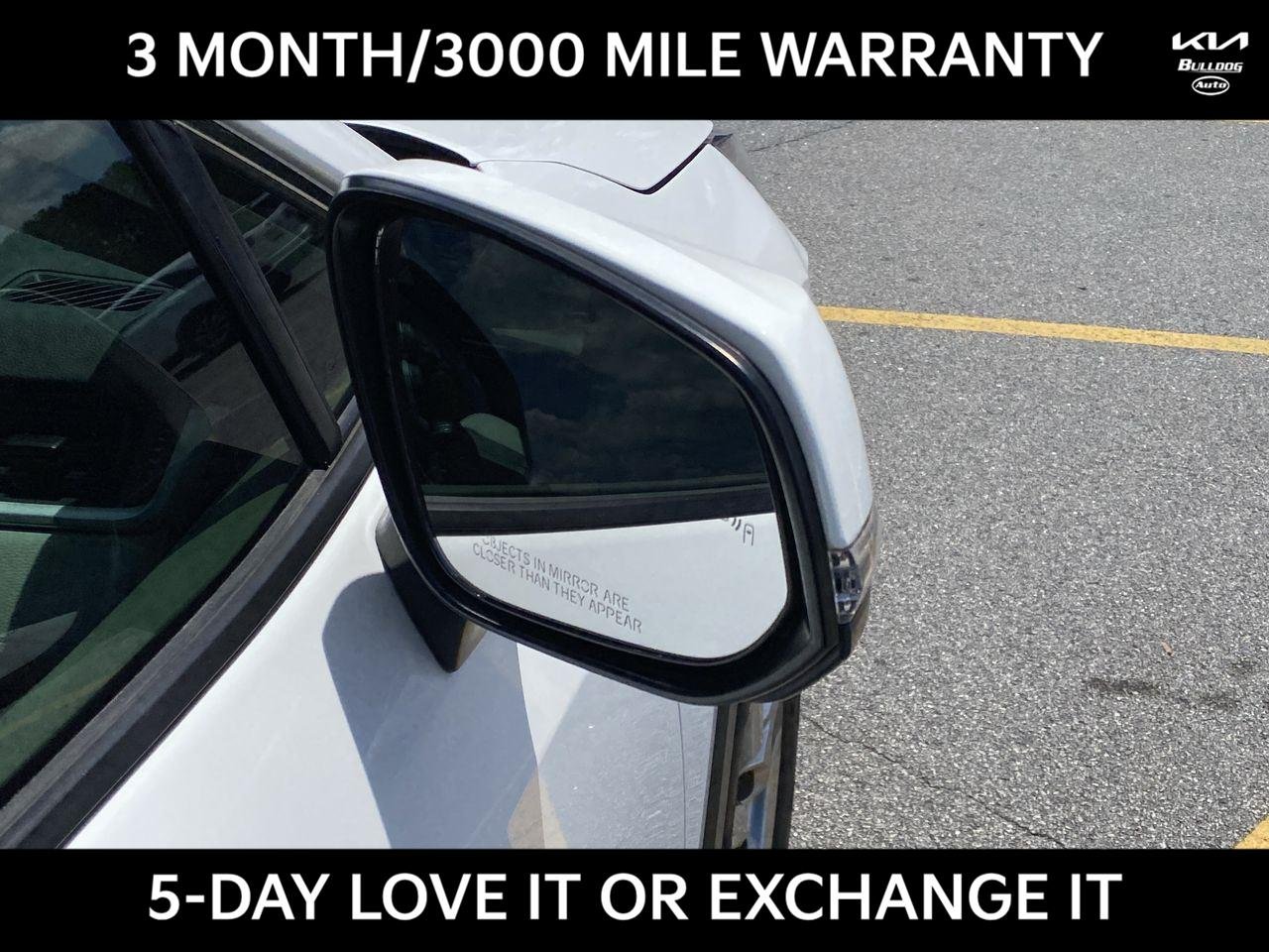 Used 2022 White Toyota XLE image 12