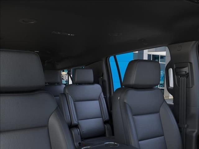 2026 Chevrolet Suburban LT - Photo 24