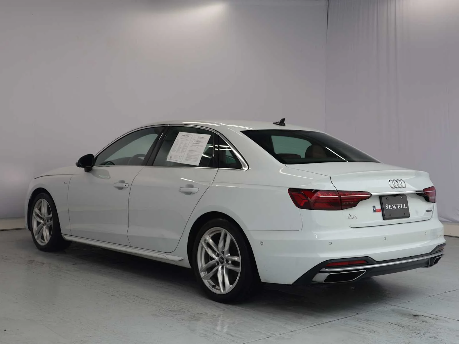 Used 2023 District Green Metallic Audi S line Prestige image 5