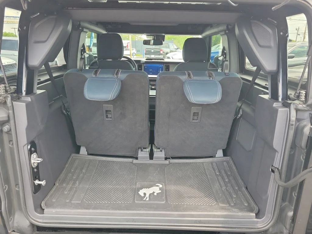 Used 2023 Black Ford Outer Banks image 9