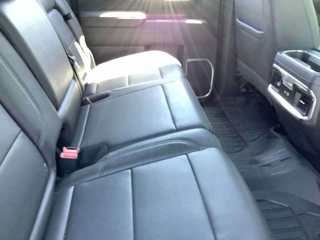 Used 2023 White GMC SLT image 17