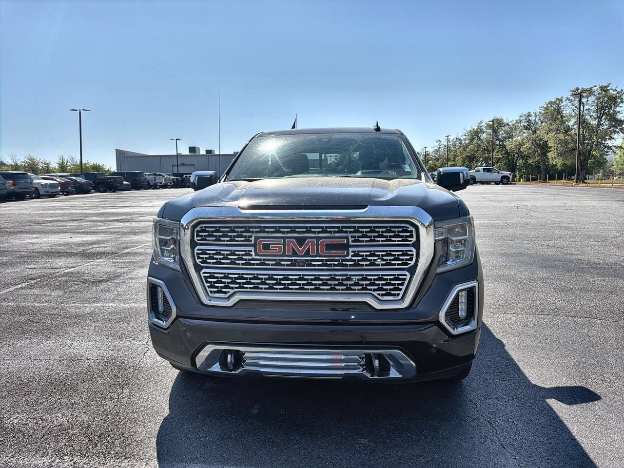Used 2019 ONYX BLACK GMC Denali image 3