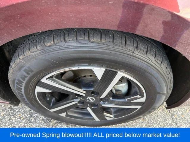 Used 2025 Red Nissan SV image 11