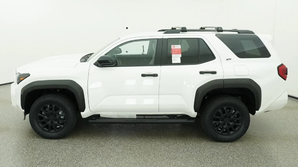 New 2026 Ice Cap Toyota SR5 image 15
