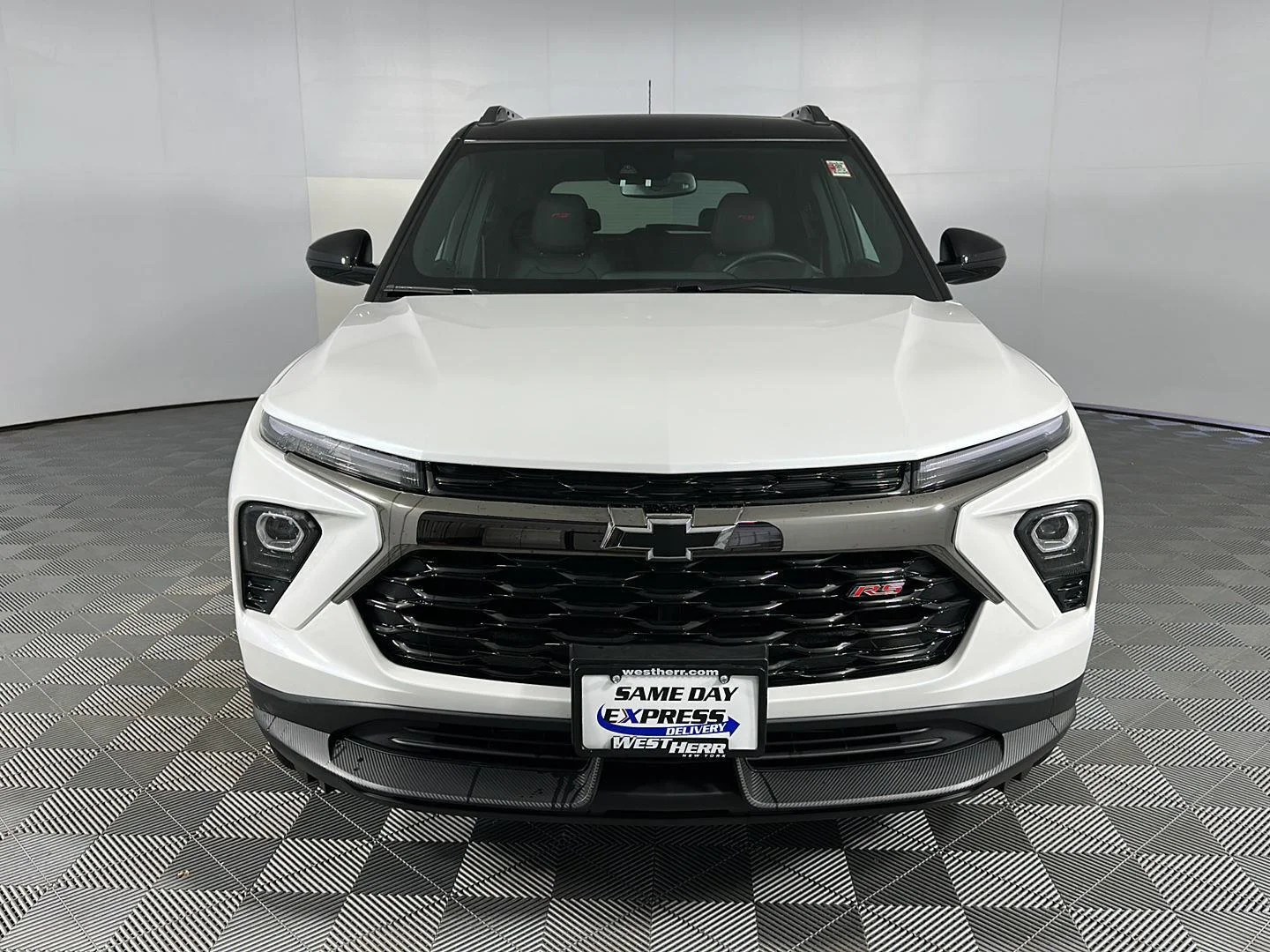 Used 2026 Iridescent Pearl Tricoat Chevrolet RS image 2