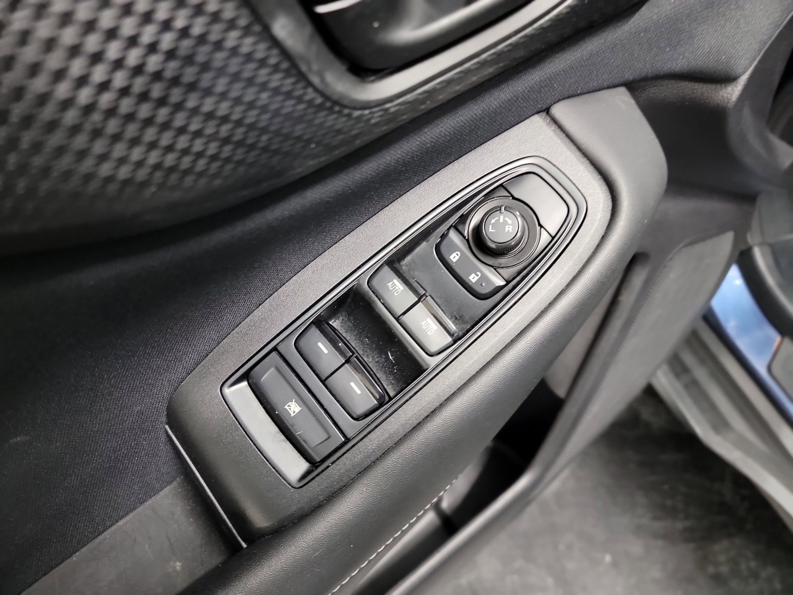 2020 Subaru Outback Base - Photo 13