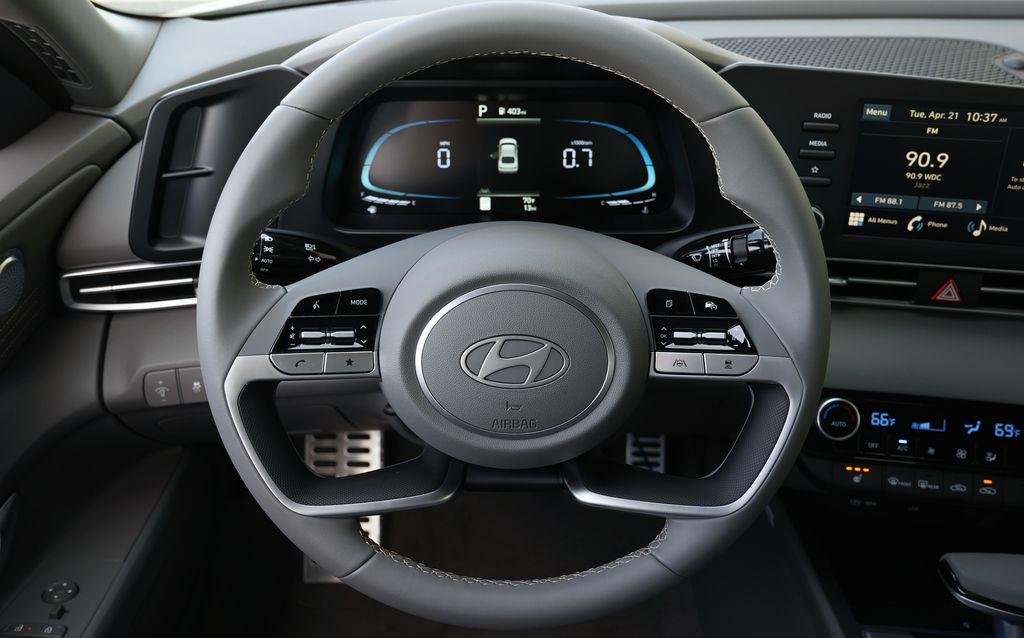 New 2026 Serenity White Pearl Hyundai SEL Sport Premium image 14