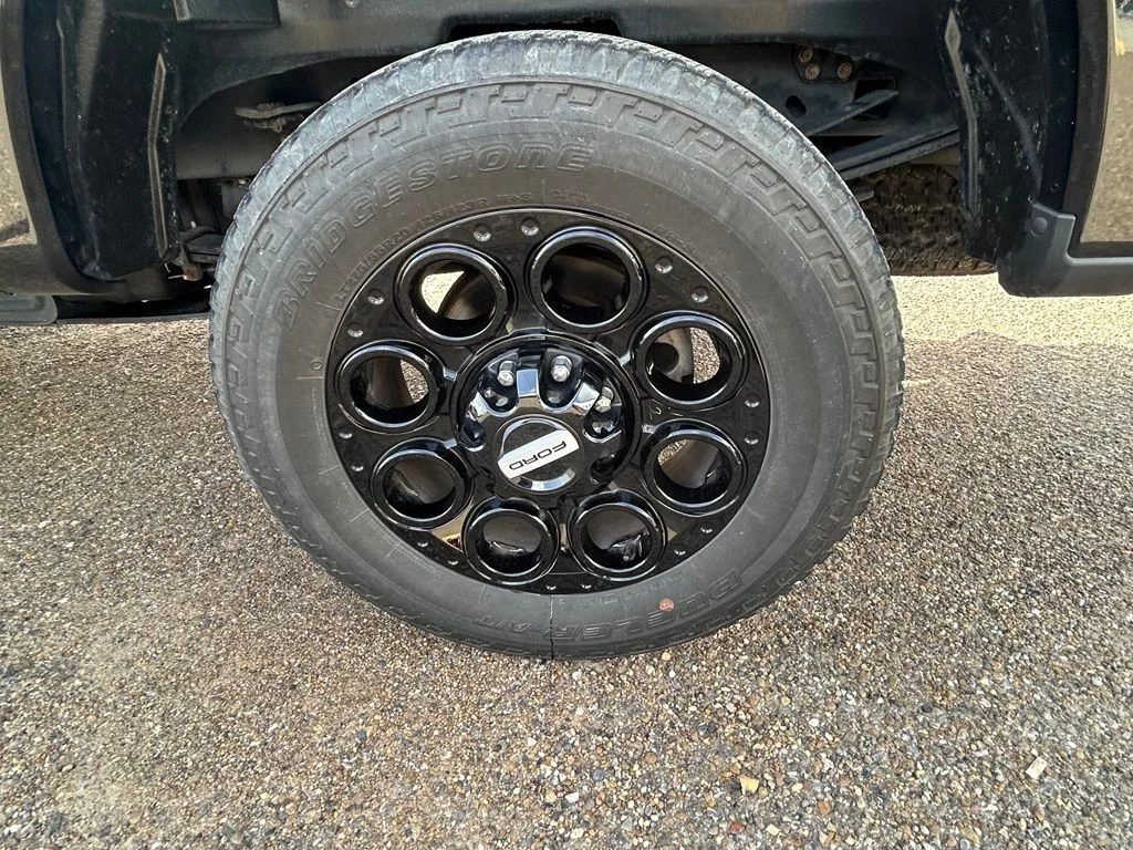 Used 2025 Black Ford XLT image 9
