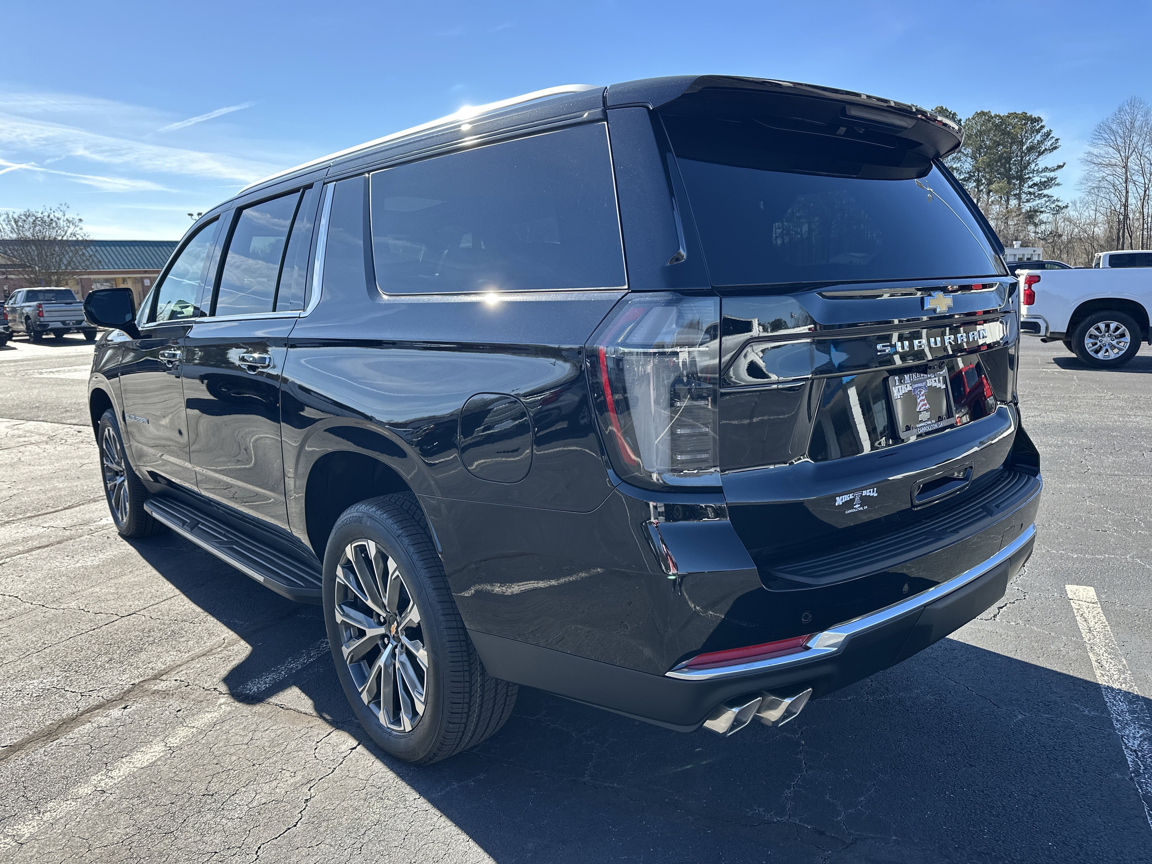 2026 Chevrolet Suburban High Country - Photo 6