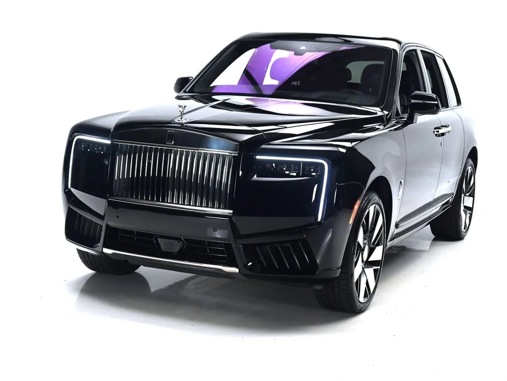 New 2027 Black Diamond Rolls-Royce  image 30