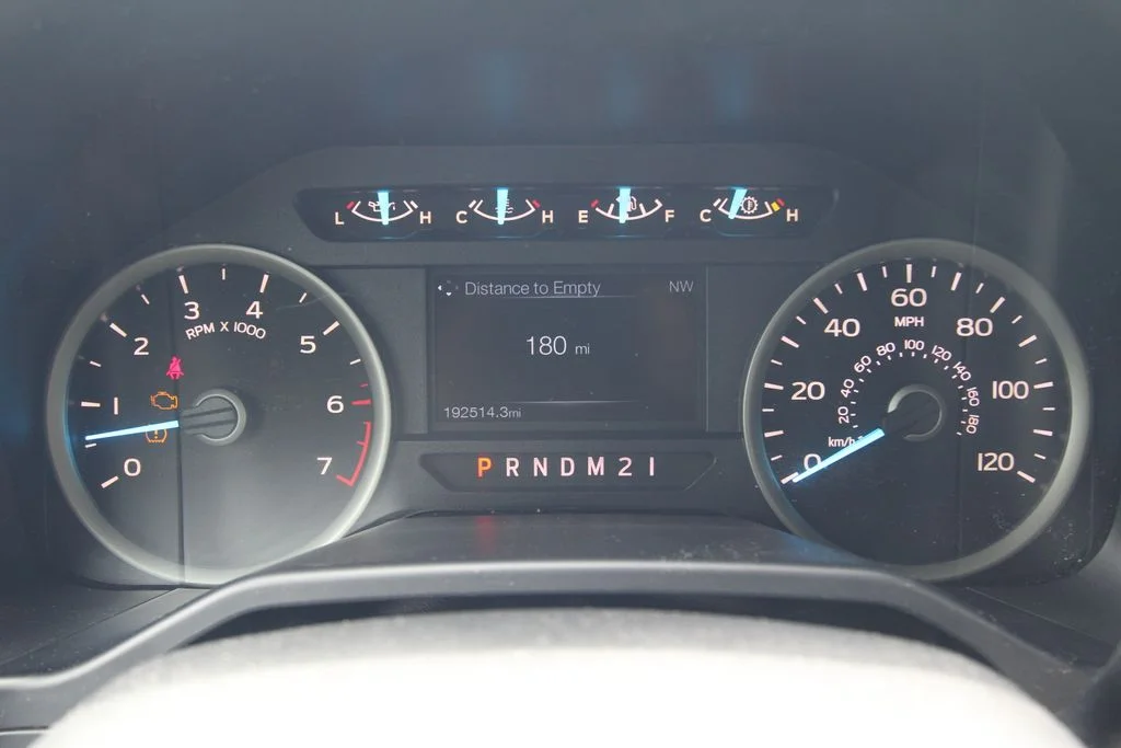 Used 2015 Red Ford XLT image 35