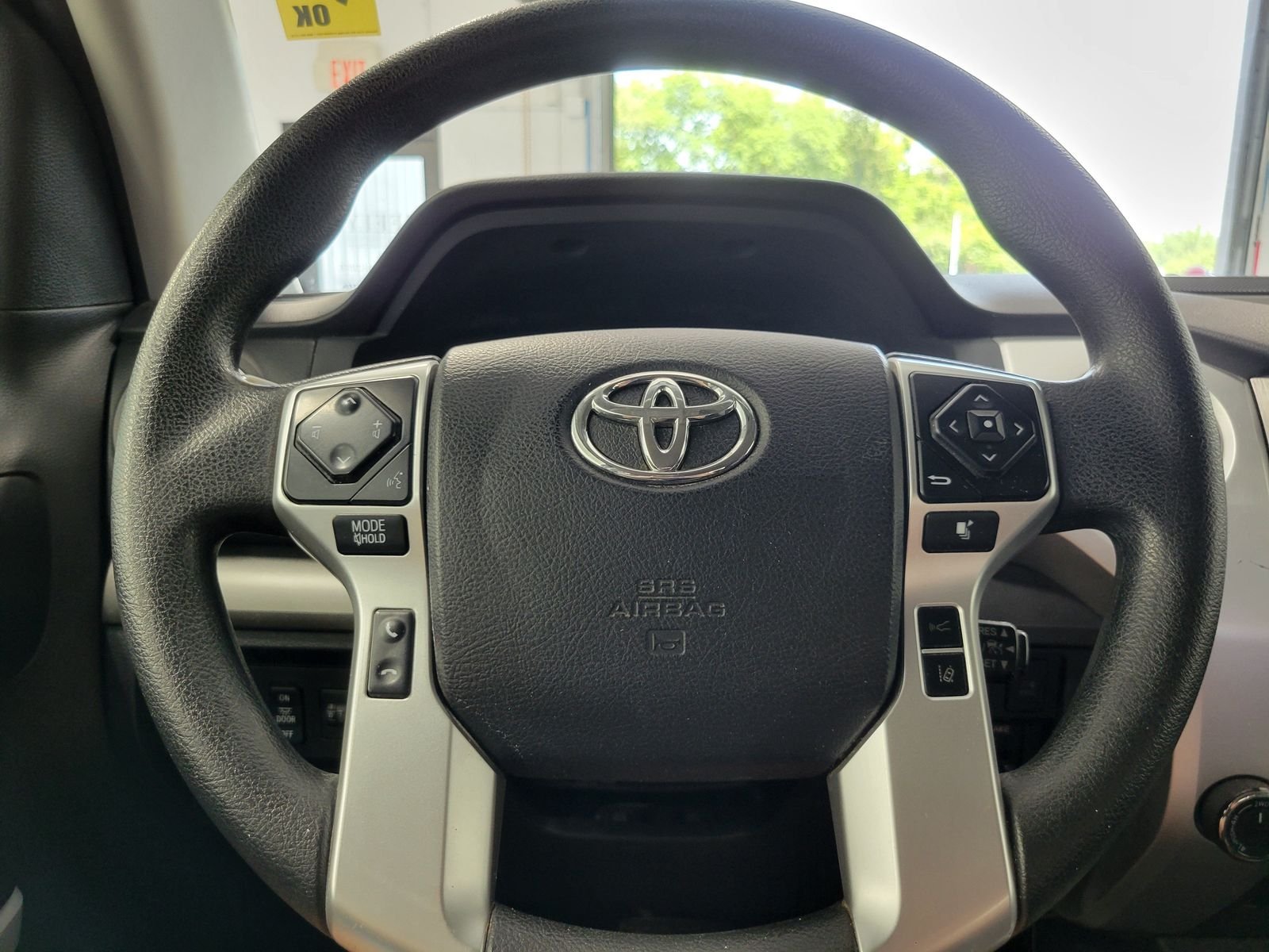 Used 2021 White Toyota SR5 image 12