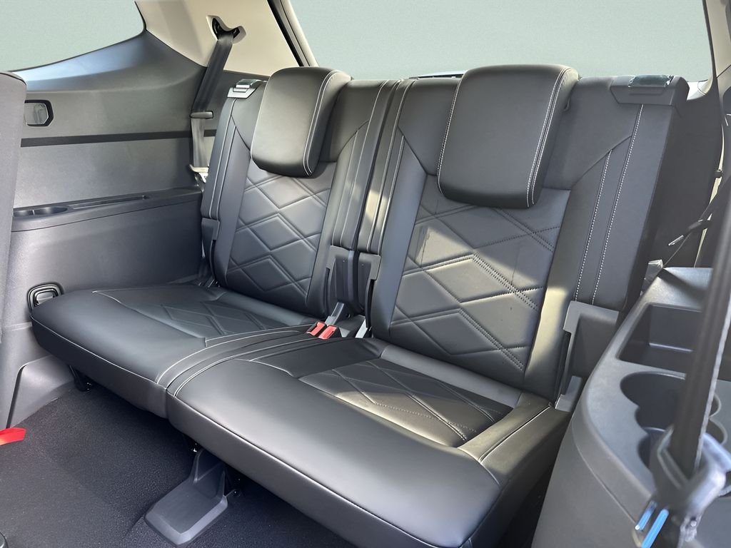 New 2026 Pure Gray Volkswagen 2.0T SE w/Technology image 24