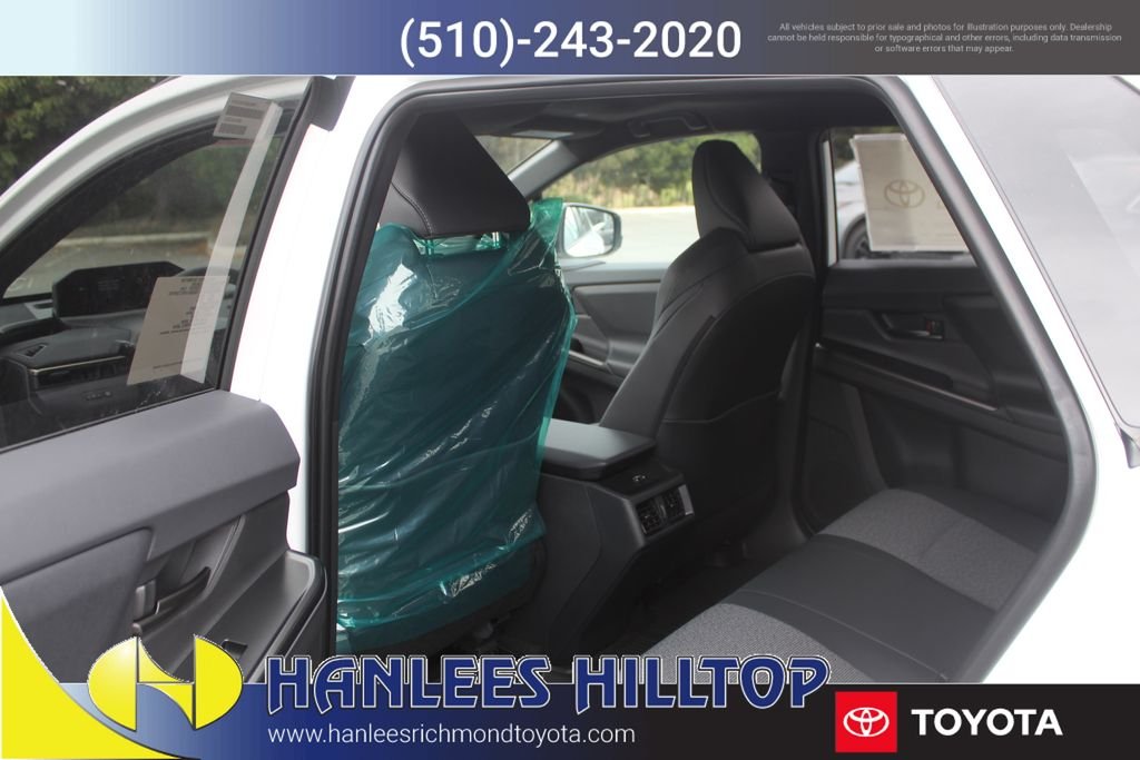 New 2026 Wind Chill Pearl <sup>1</sup> Toyota  XLE image 17