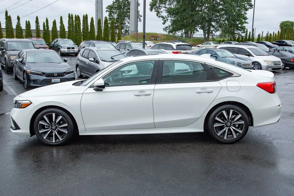 2024 Honda Civic EX - Photo 8