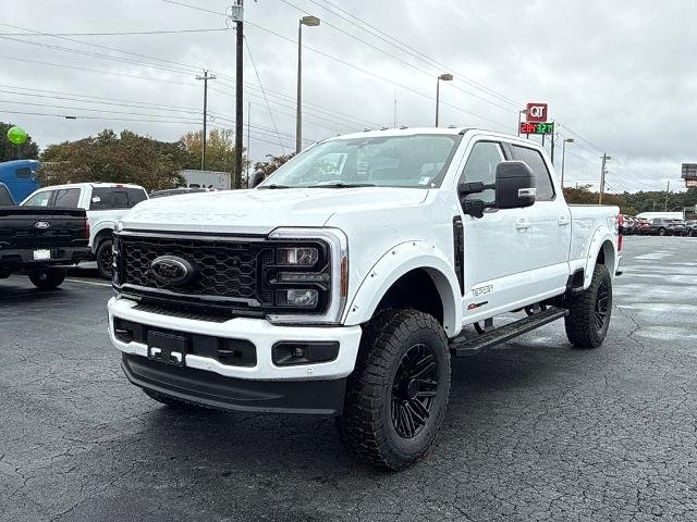New 2026 Oxford White Ford F-250® Lariat TS MotorSport Valor Package image 39