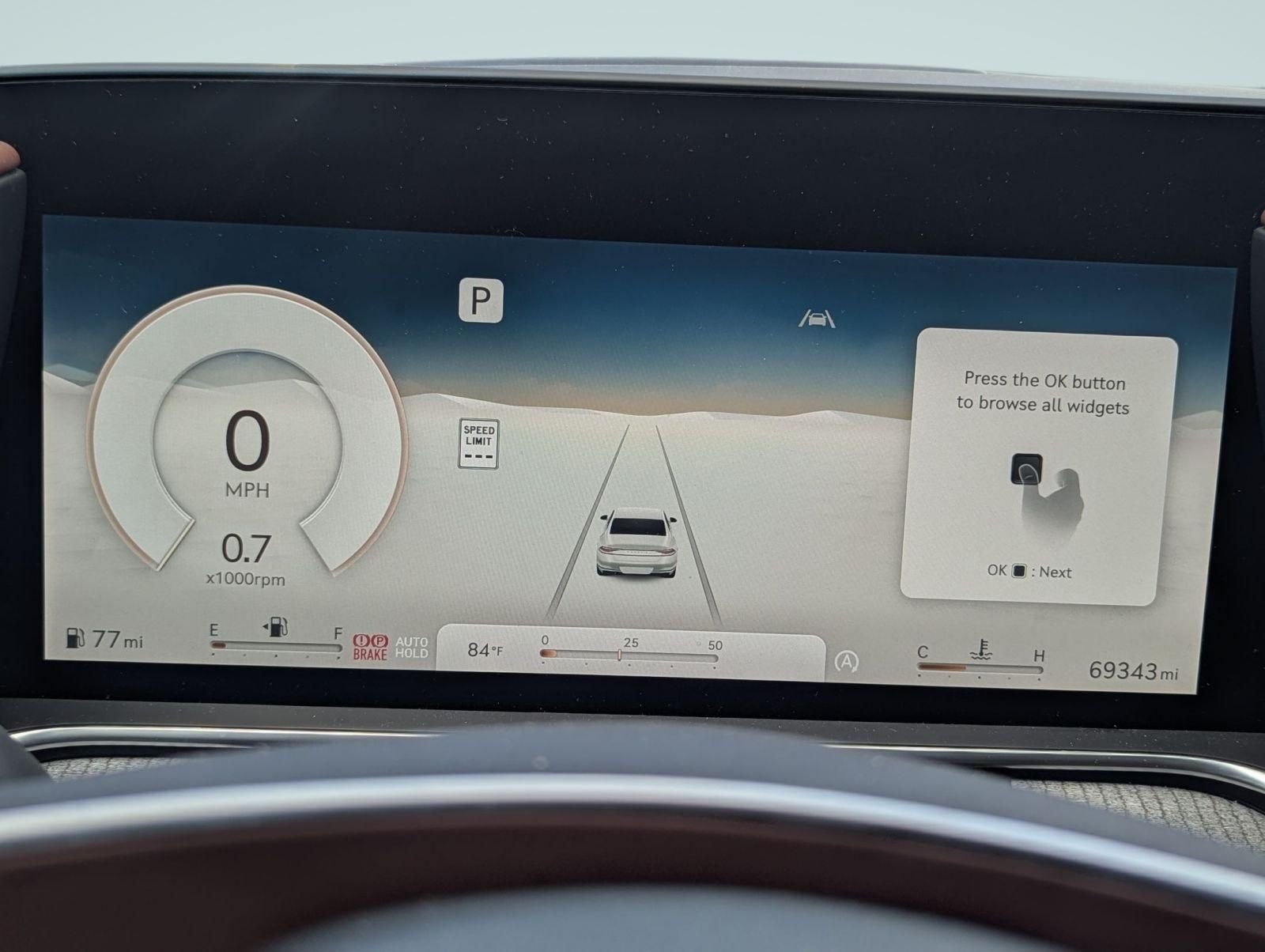 Used 2023 White Genesis 3.5T image 9