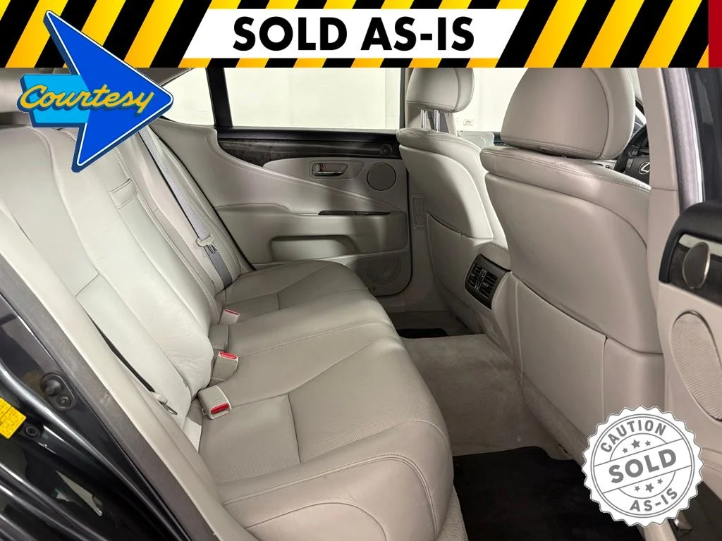 Certified Used 2010  Lexus 460 image 37