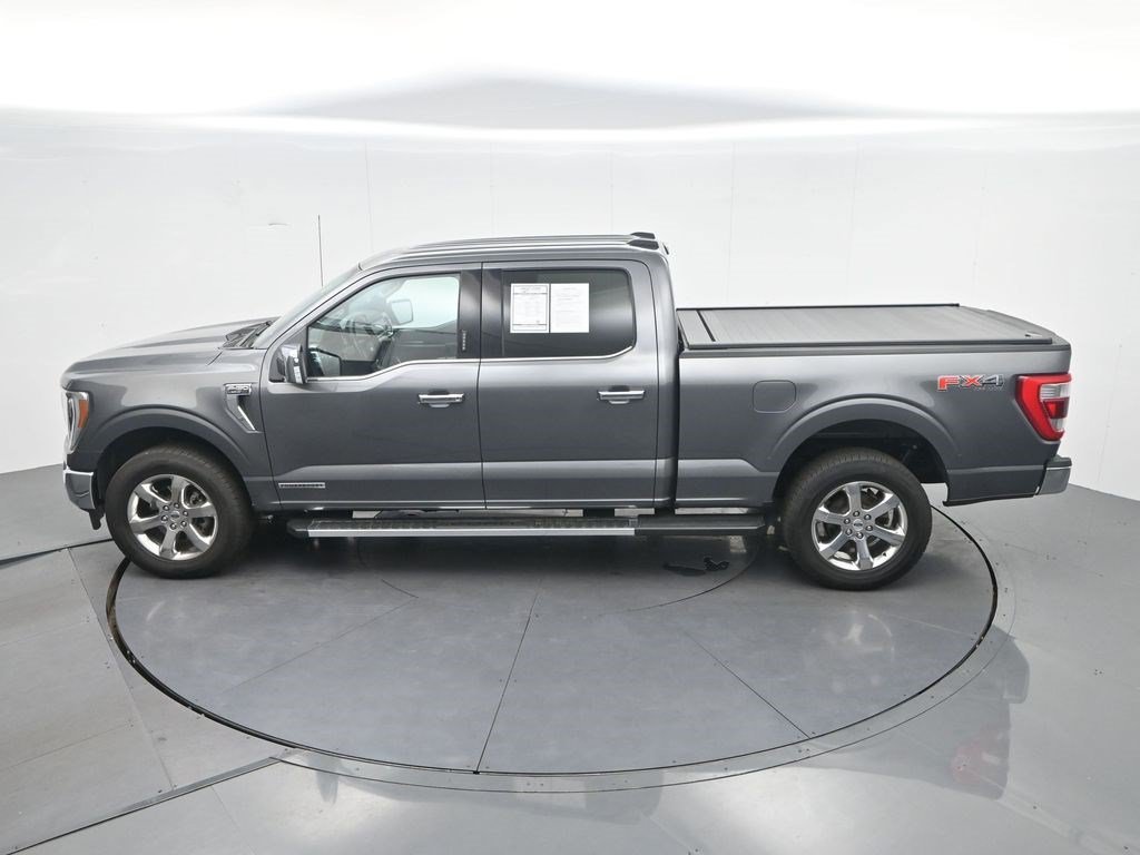 Used 2023 Gray Metallic Ford LARIAT image 31