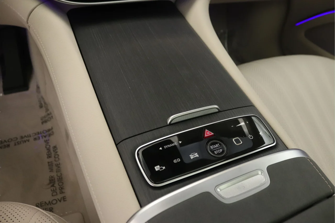 New 2026 Graphite Grey Metallic Mercedes-Benz 450 4MATIC® image 6