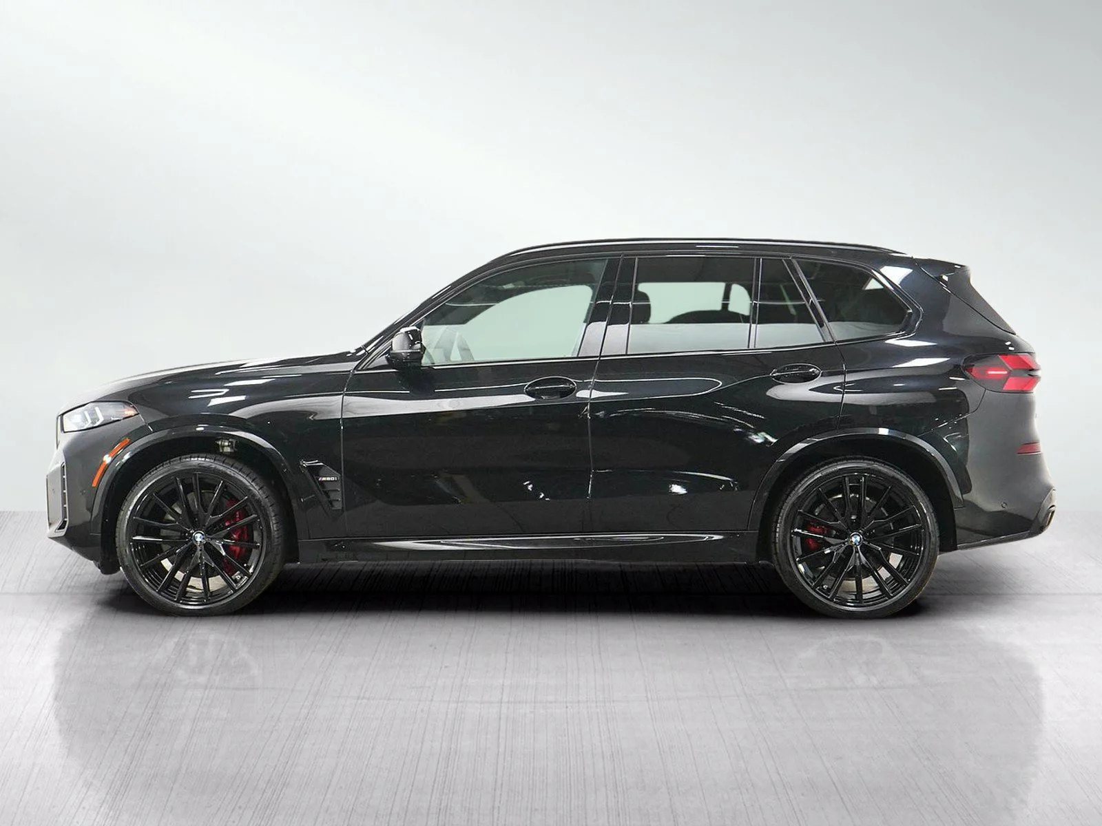 Used 2025 BMW X5 M60i with VIN 5UX33EU00S9W25541 for sale in White Bear Lake, Minnesota