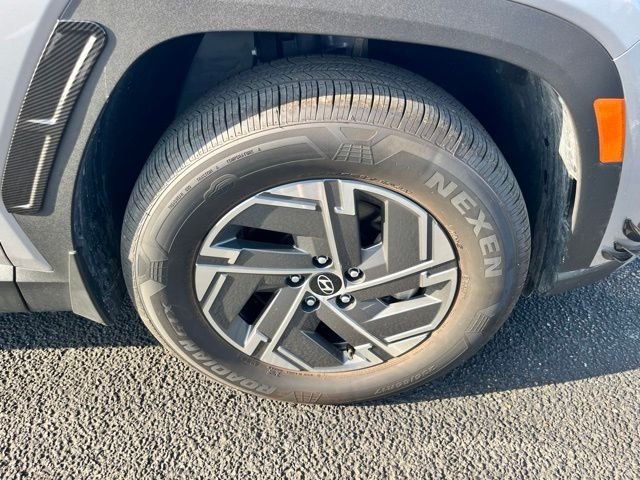 Certified Used 2025 Silver Hyundai Blue image 6