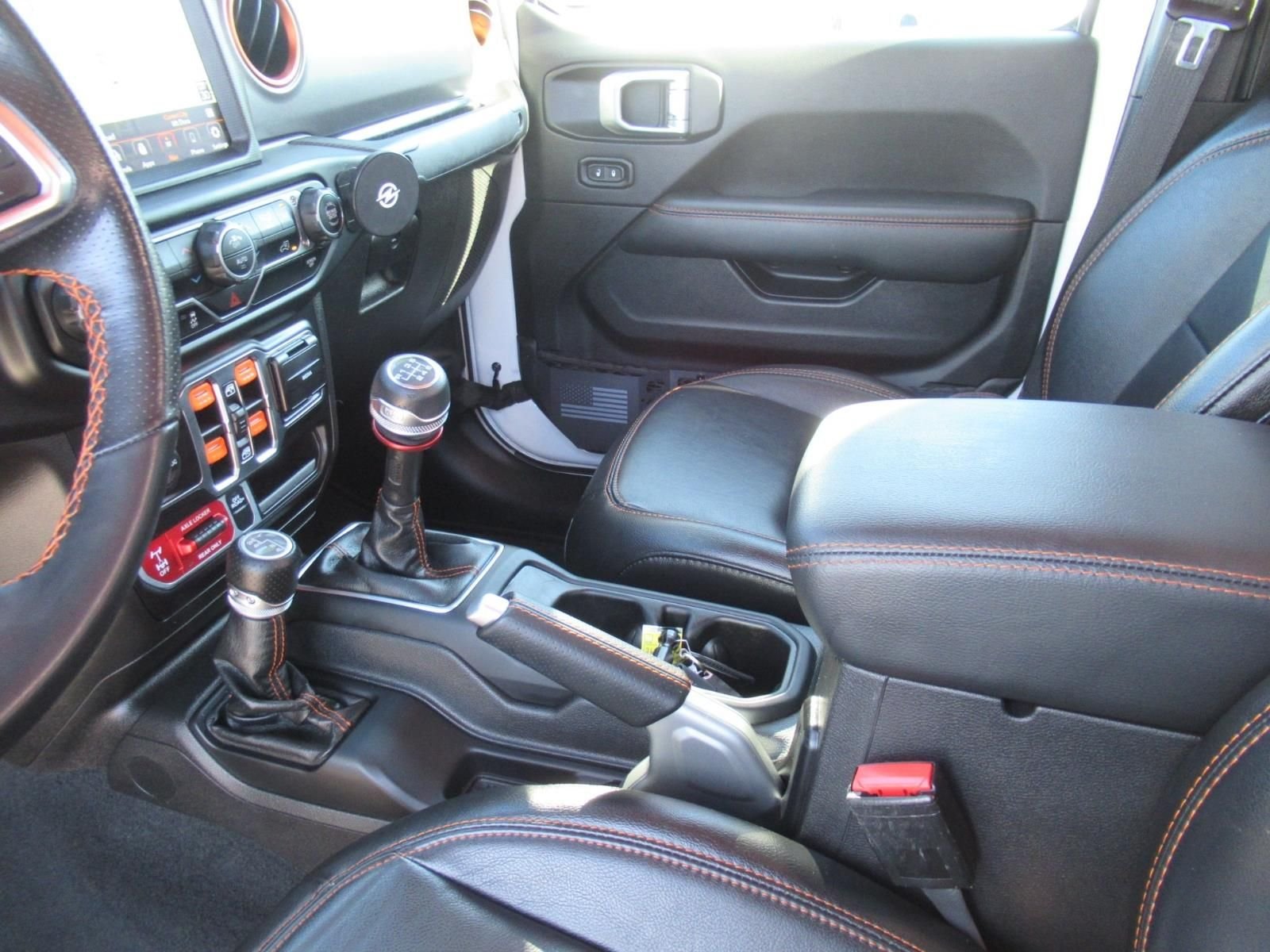 Used 2022 White Jeep Mojave image 20
