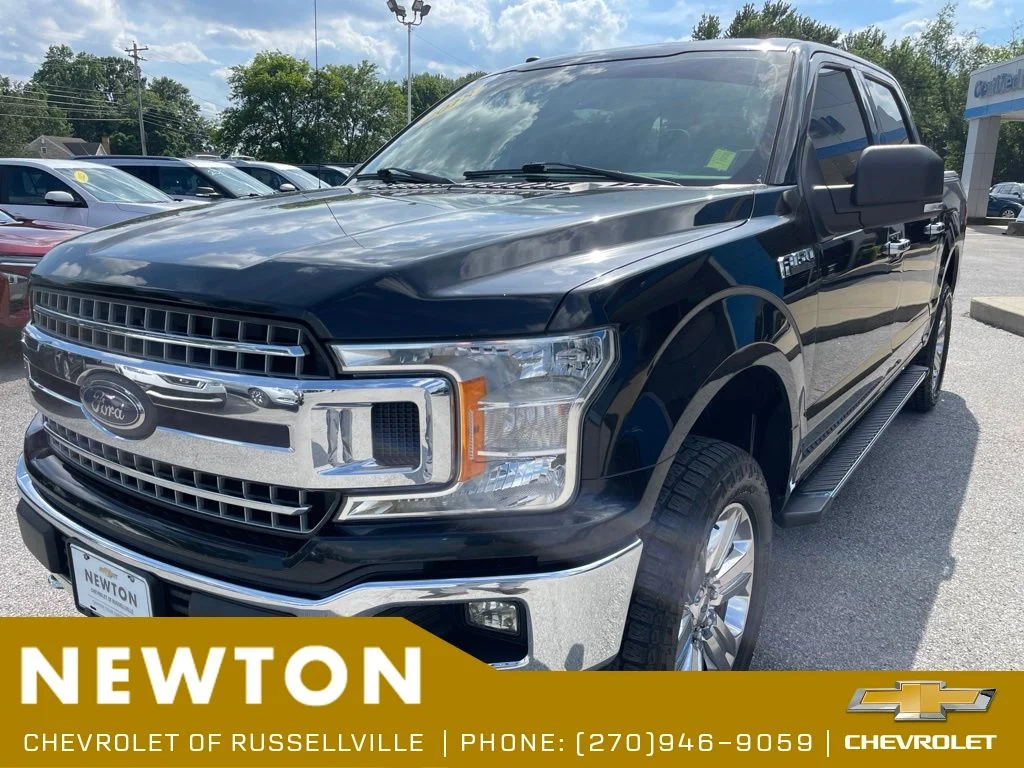 Used 2018 Shadow Black Ford XLT image 3