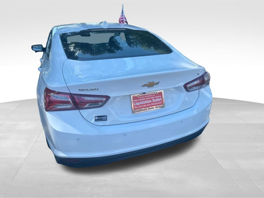 Used 2024 White Chevrolet LT image 22