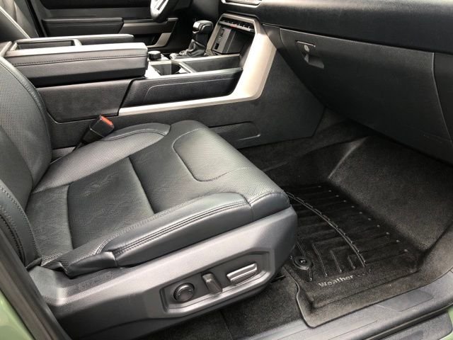 Used 2023 Green Toyota SR5 image 17