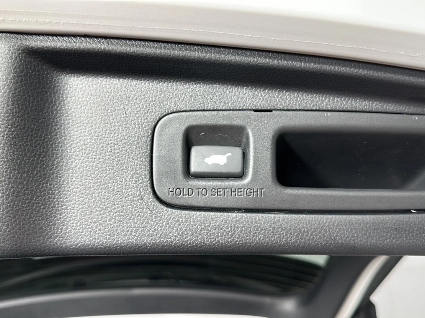 Used 2024 Platinum White Pearl Honda Sport-L image 28
