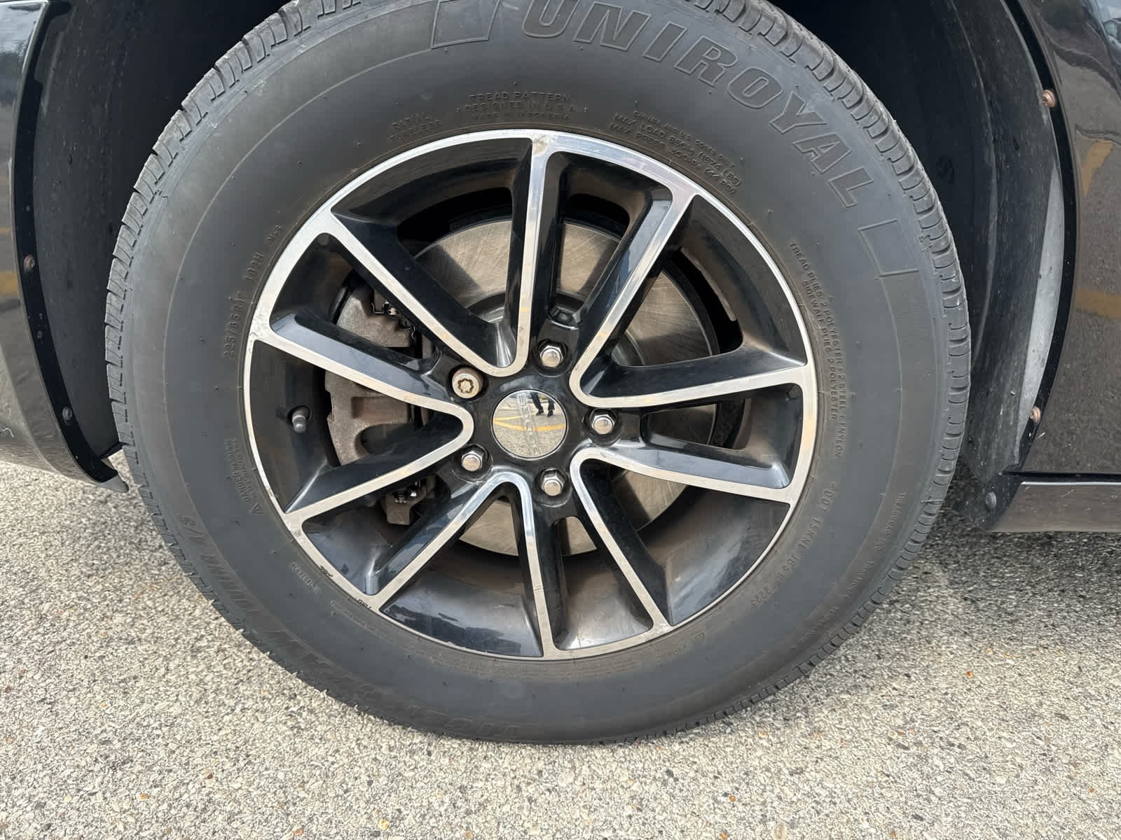 Used 2016 Black Dodge SE Plus image 2